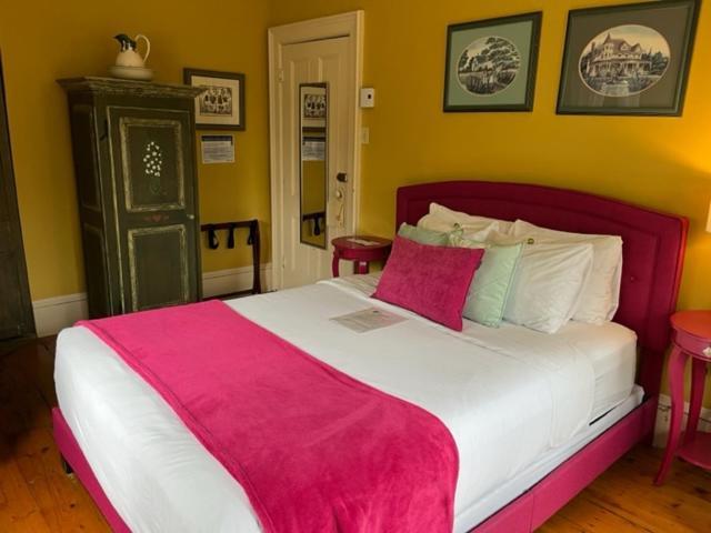 La Belle Victorienne Hotel Magog Eksteriør billede