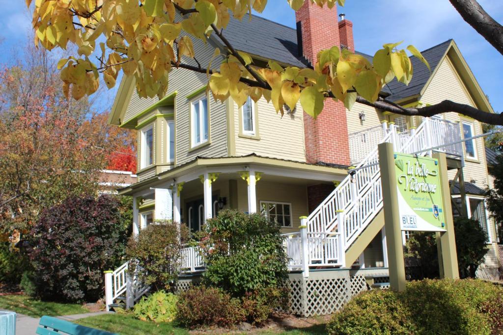 La Belle Victorienne Hotel Magog Eksteriør billede