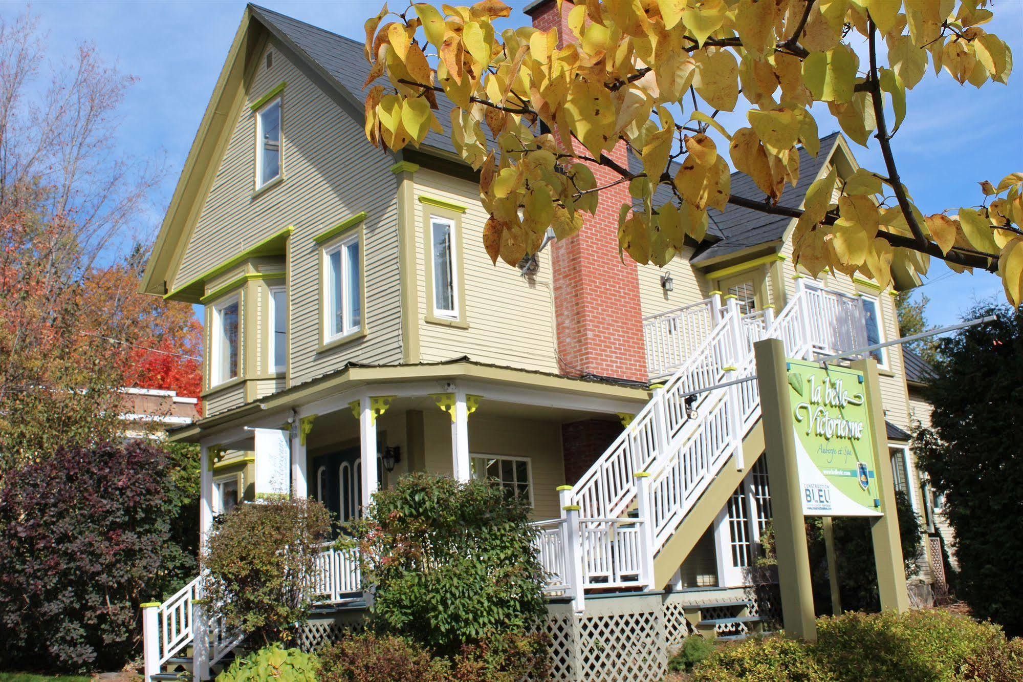 La Belle Victorienne Hotel Magog Eksteriør billede