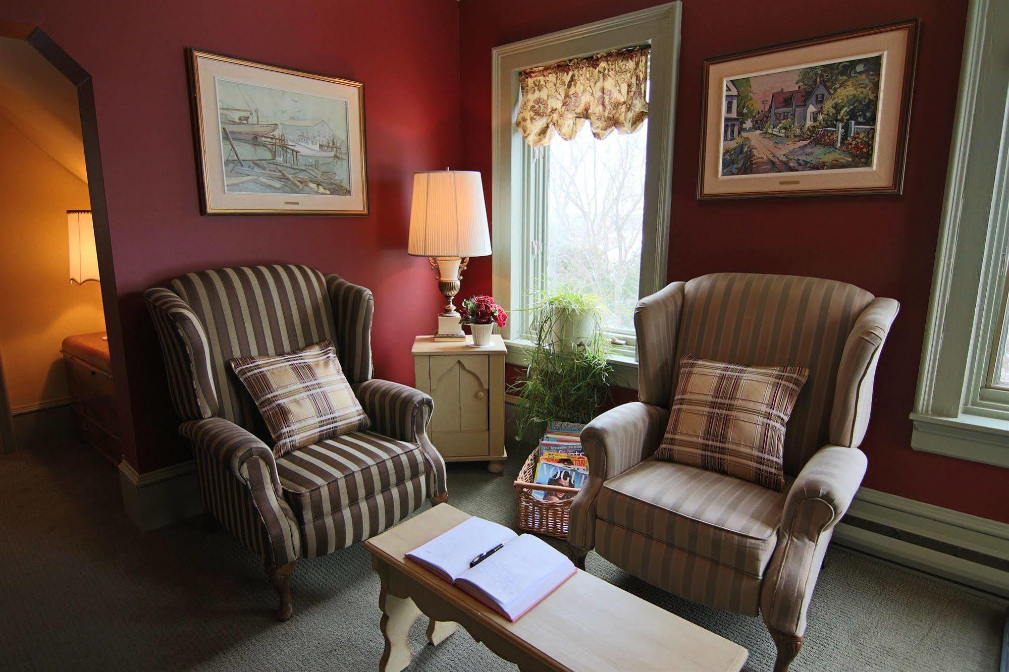 La Belle Victorienne Hotel Magog Eksteriør billede